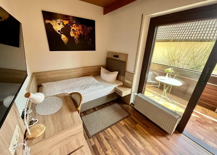 Annas Gaestehaus 3*