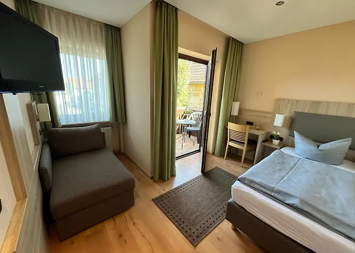 Hotel Annas Gaestehaus 3*