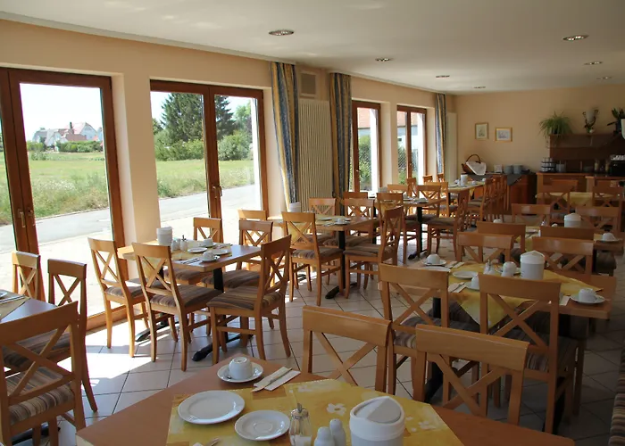 Hotel Annas Gaestehaus 3*