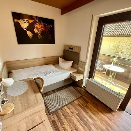 Annas Gaestehaus 3*