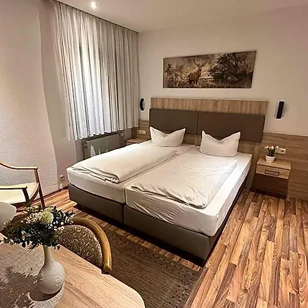Annas Gaestehaus Hotel 3*