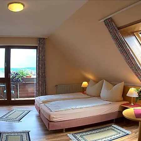 Hotel Annas Gaestehaus 3*