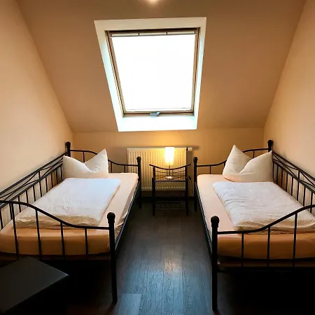 Annas Gaestehaus Hotel 3*