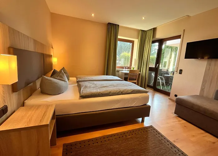 Hotel Annas Gaestehaus 3*