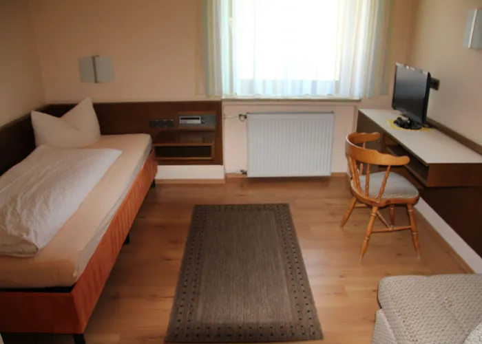 Hotel Annas Gaestehaus 3*